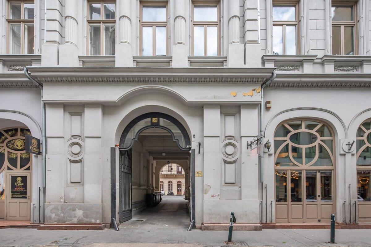 Super For Solo Traveller - Aircon Budapest